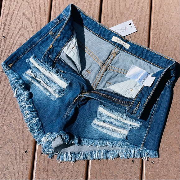NWT! Machine Distressed High Waisted Shorts - Picture 3 of 5